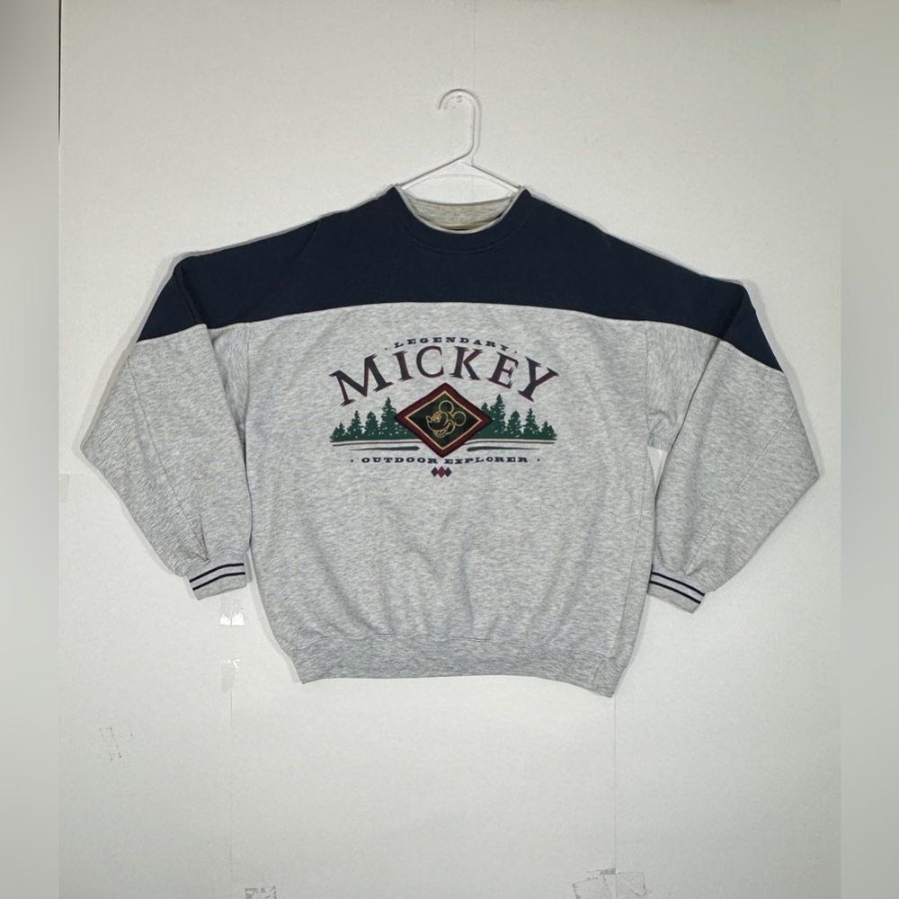 Vintage 1990s Disney Originals Great Explorers Mickey Mouse Sweatshirt Size L-XL